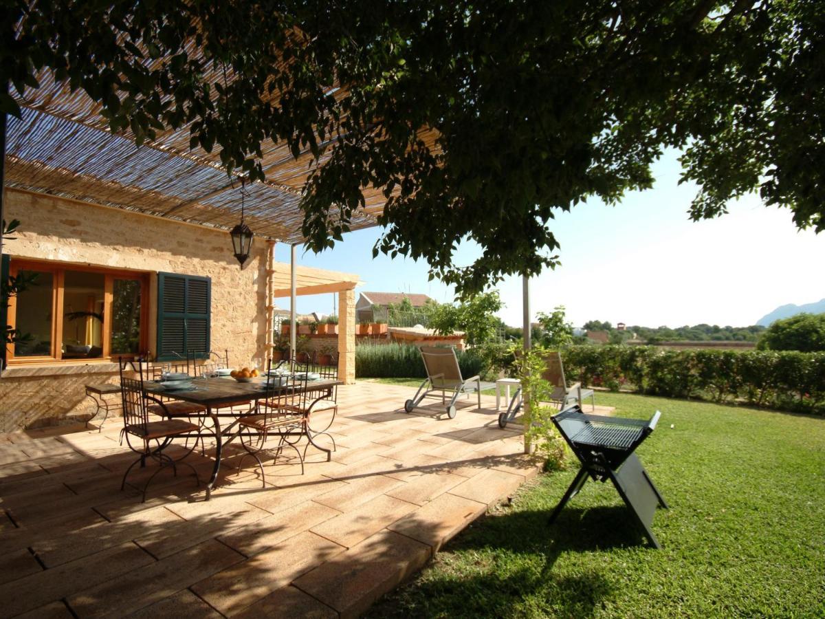 Villa Barcares Petit, Piscina, Jardines Junto A Playa En Alcudia (Mallorca)