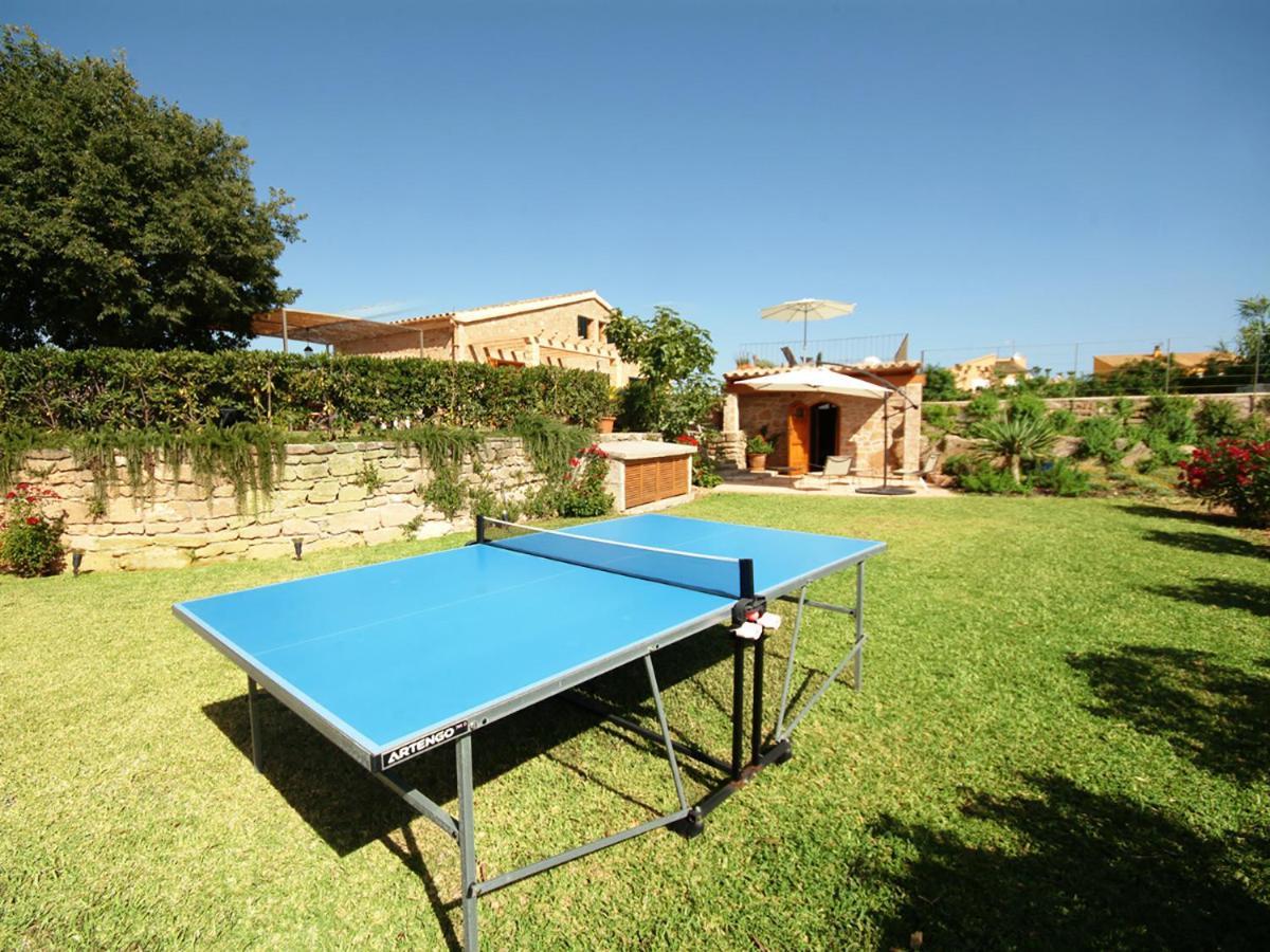 Villa Barcares Petit, Piscina, Jardines Junto A Playa En Alcudia (Mallorca)